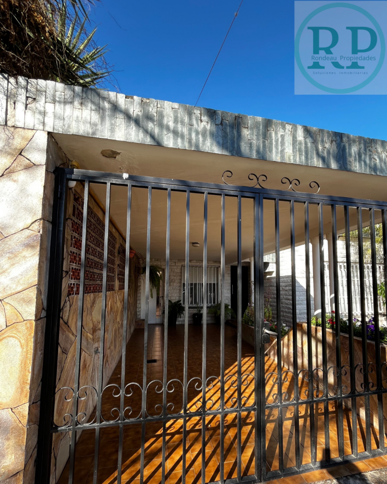 CASA DE 3 DORMITORIOS EN VNETA