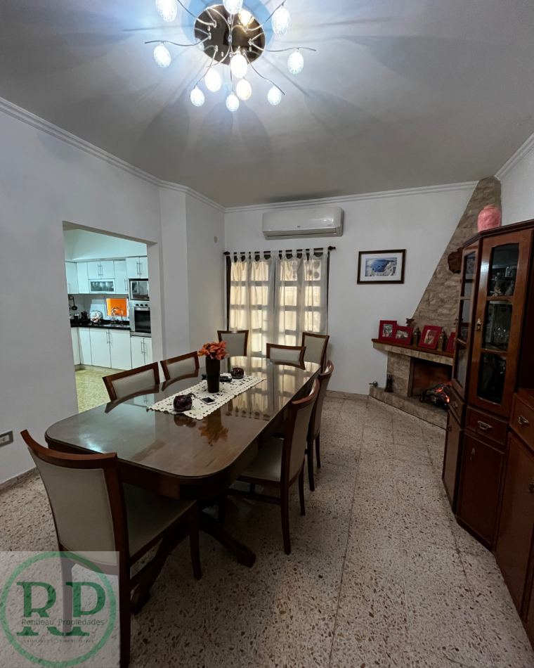 CASA DE 3 DORMITORIOS EN VNETA