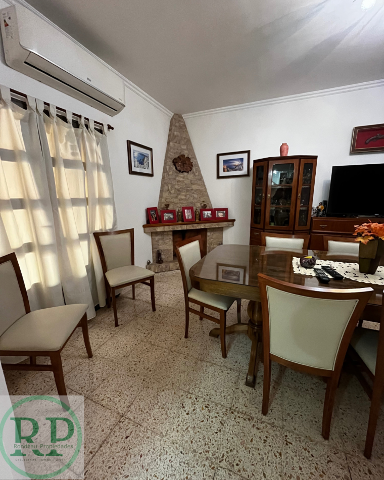 CASA DE 3 DORMITORIOS EN VNETA