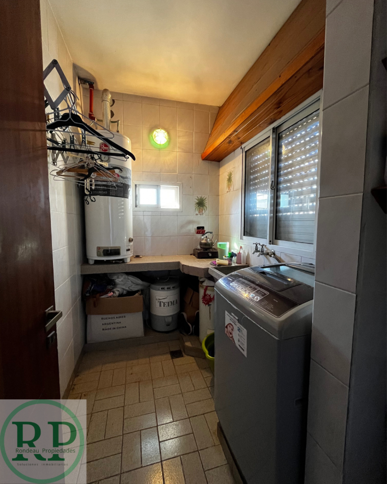 CASA DE 3 DORMITORIOS EN VNETA