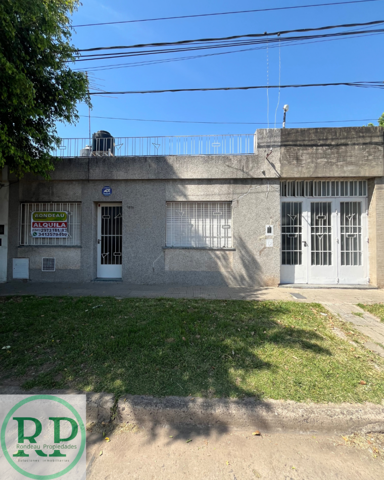 CASA DE 2 DORMITORIOS Y COCHERA DOBLE EN ALQUILER
