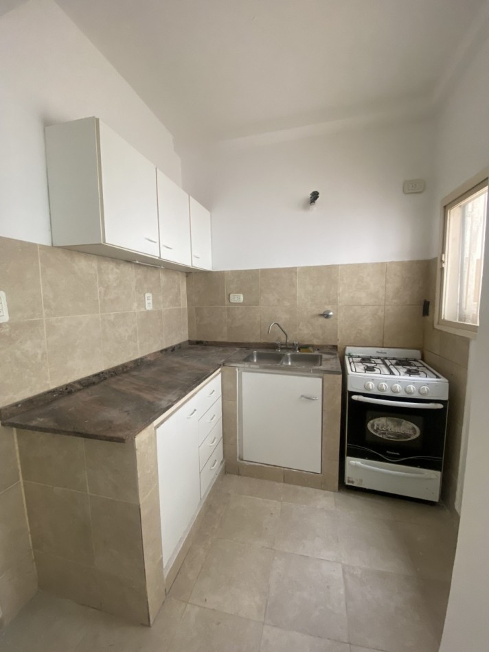 CASA DE 2 DORMITORIOS EN ALQUILER
